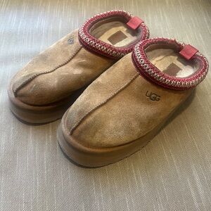 UGG Suede Slippers with Red Accents